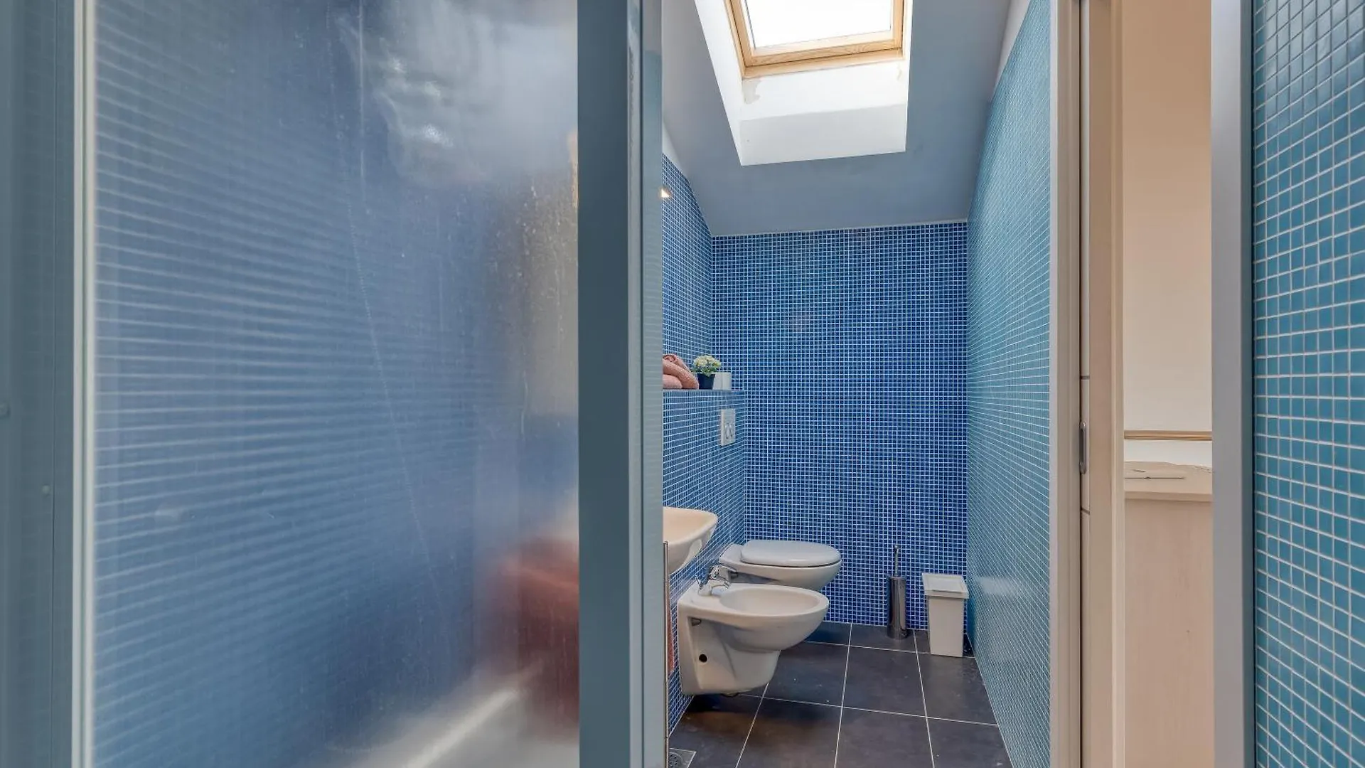 Diamond Seaview Penthouse Apartment Peroj 0*,