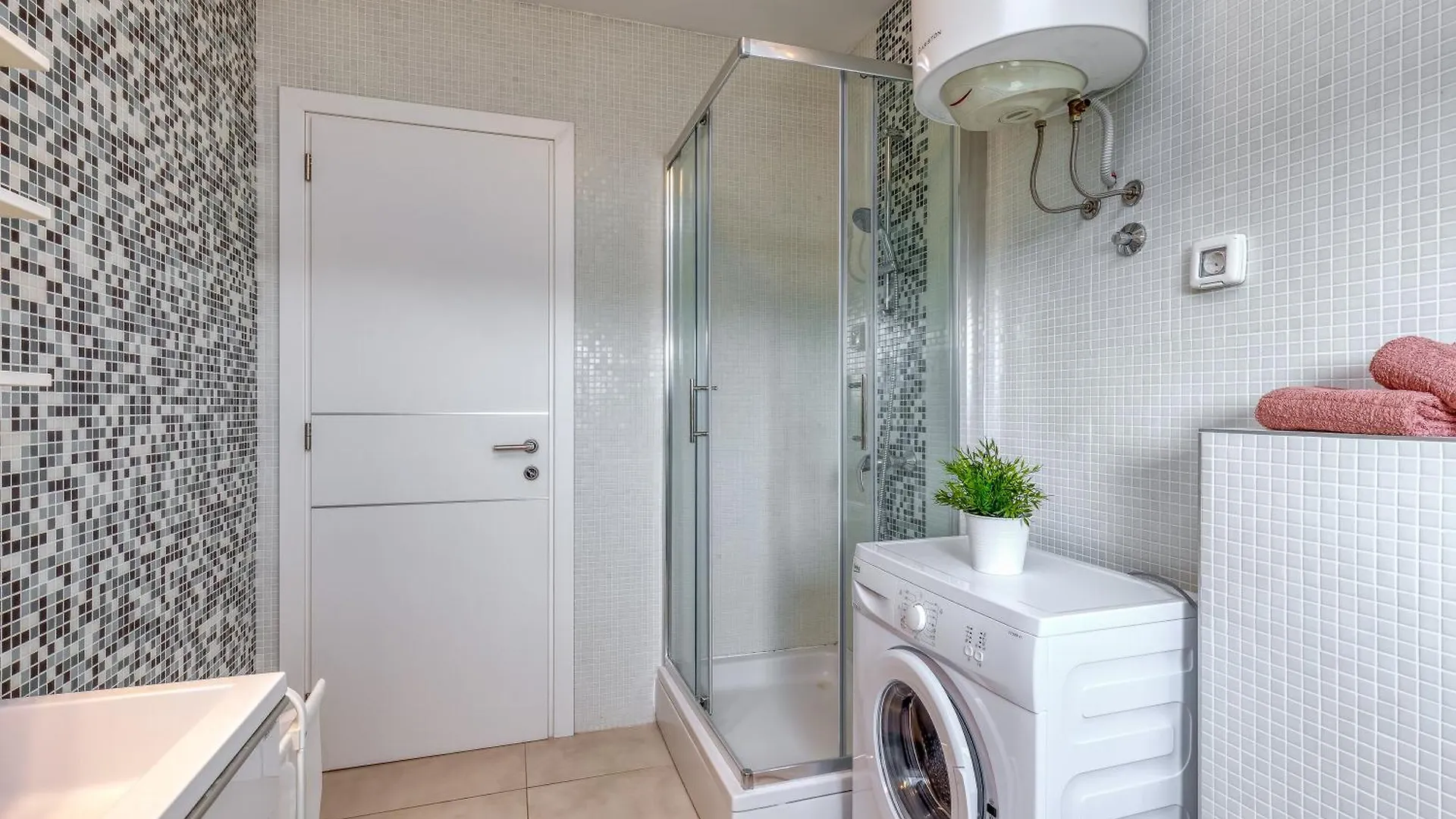 Apartament Diamond Seaview Penthouse Peroj 0*,